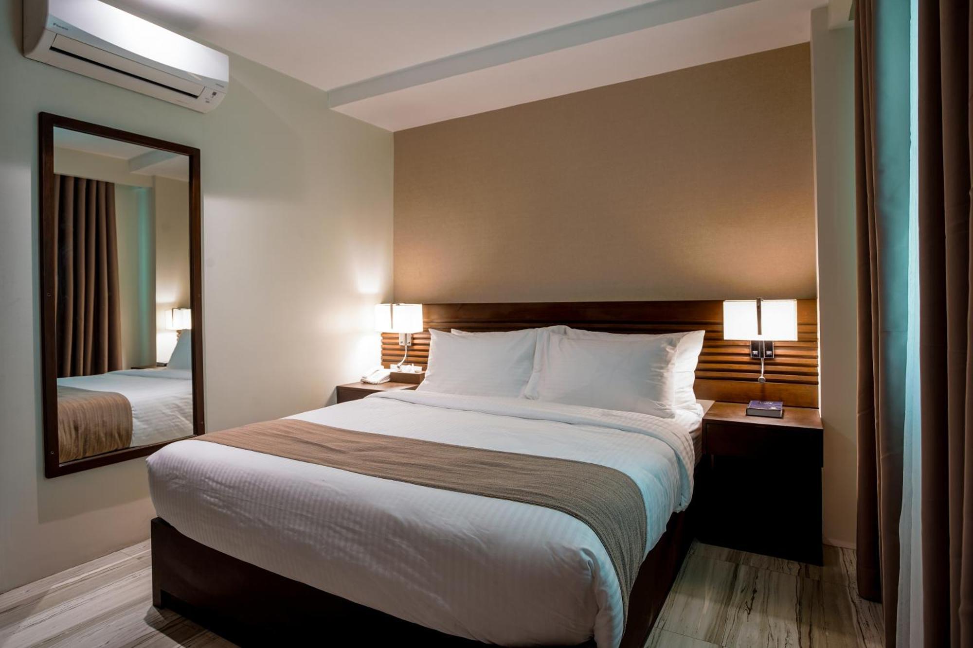 Hotel Areca เลกัซปี ภายนอก รูปภาพ